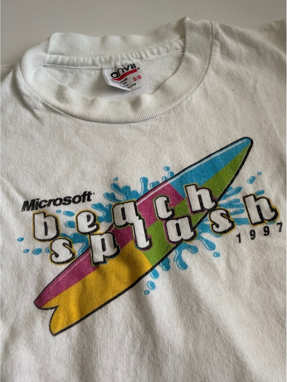 Vintage 1997 Microsoft Beach Splash T-Shirt Youth Size 5/6 White Anvil